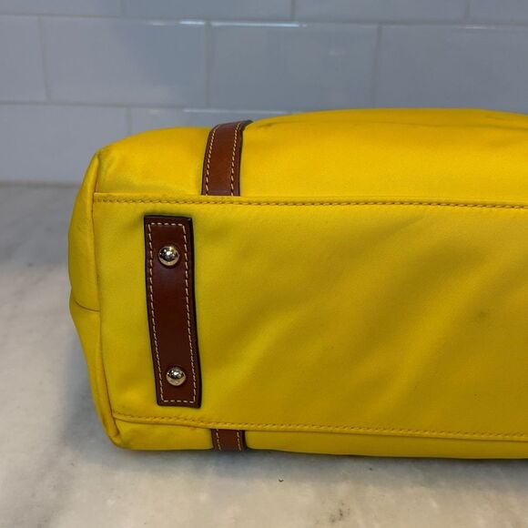 Dooney & Bourke Bag Purse Handbag Pocketbook Wayfarer Zip Tote Bag - Picture 9 of 16